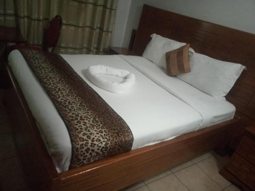 Hotel Sunrise Nairobi Kültér fotó