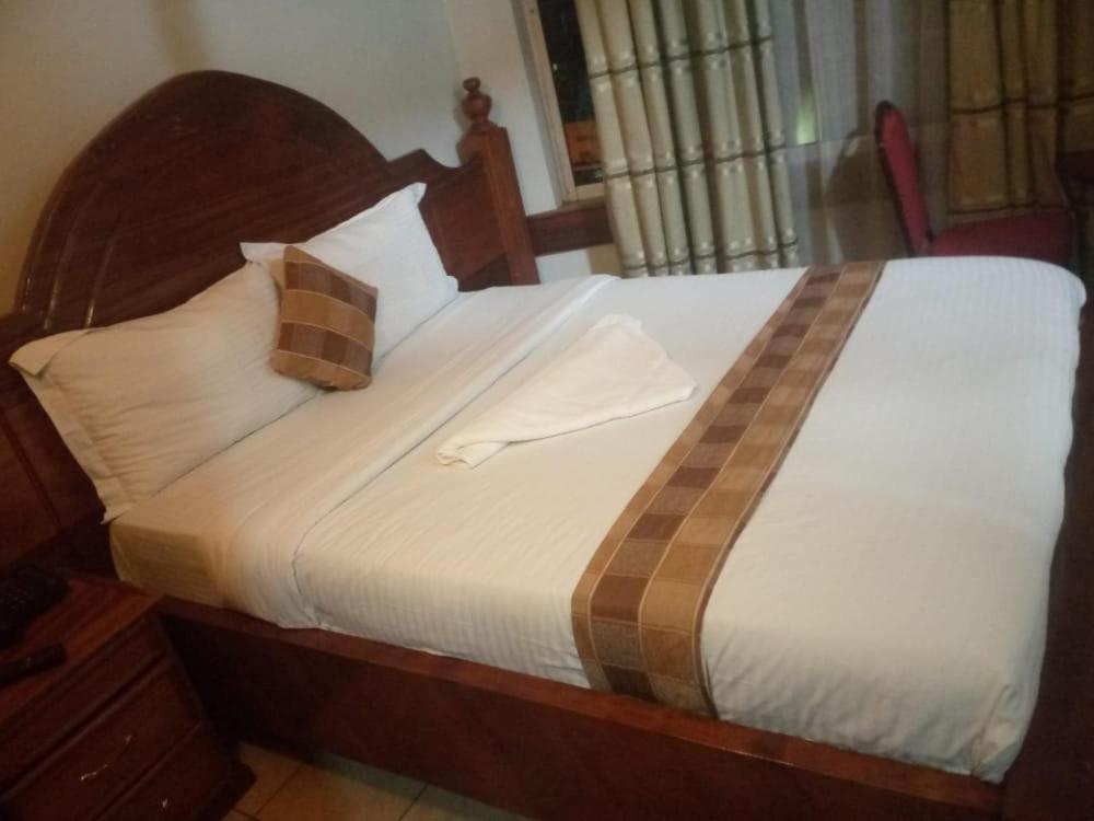 Hotel Sunrise Nairobi Kültér fotó